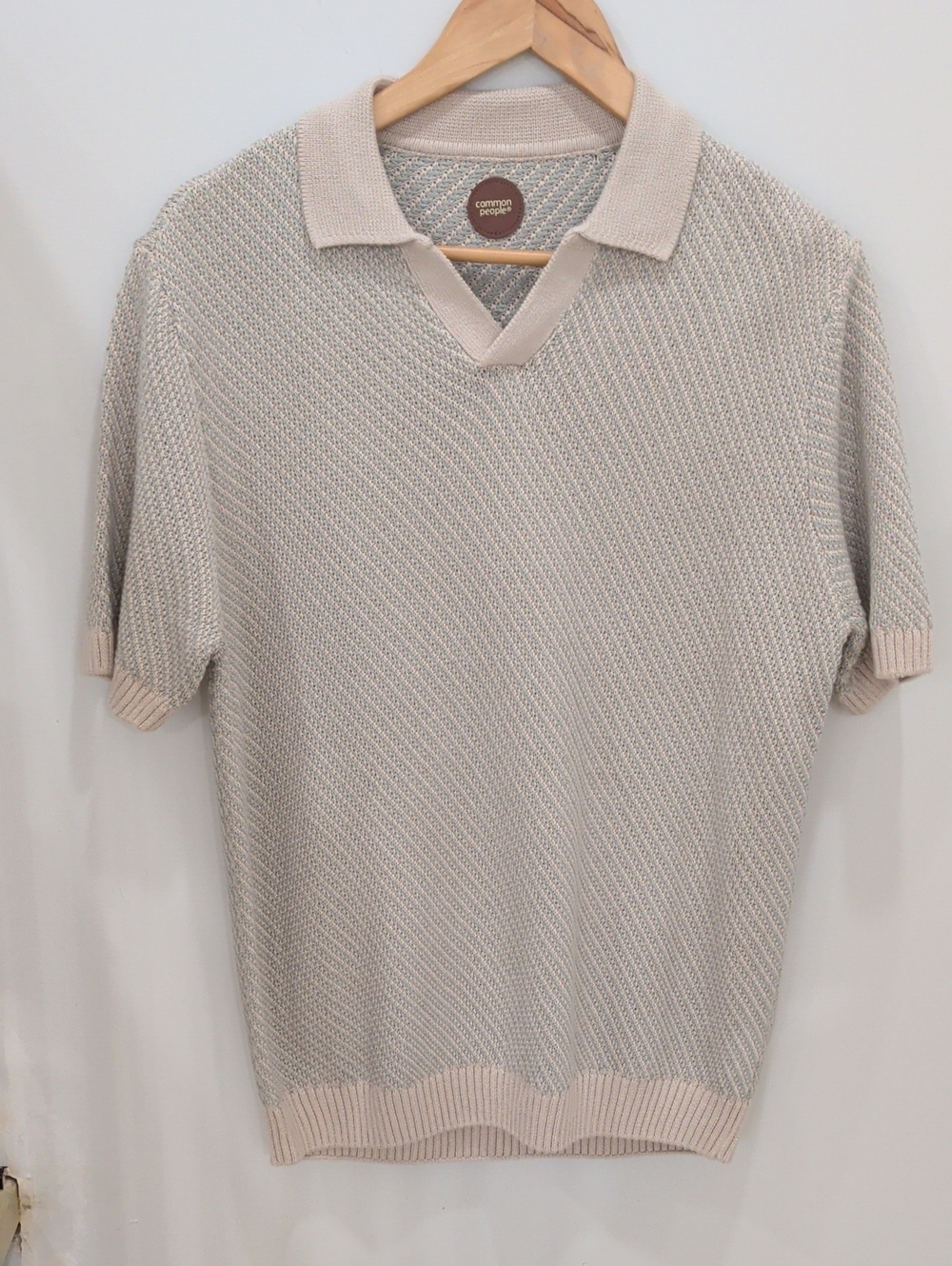 COMMON PEOPLE | Men's Seafoam Carson V-Neck Tipping Short Sleeved Polo Sweater